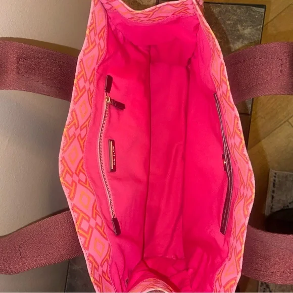 Tory Burch Geometric Pink and Burgundy Tote - Picture 5 of 5